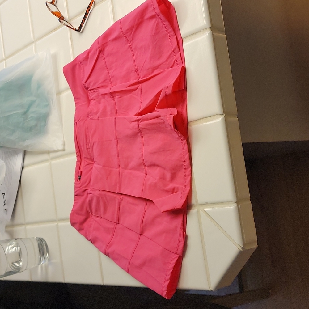 Brand new in packaging Halara skort - Picture 2 of 8